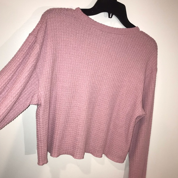 comfy pink sweater crop top - Picture 4 of 4